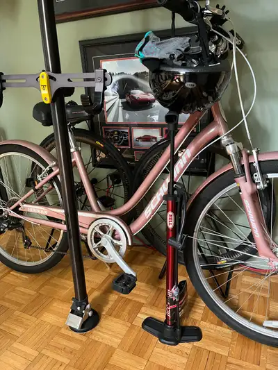 Schwinn Cruiser bike, View more