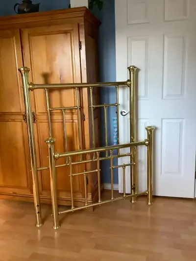 Lit simple, View more