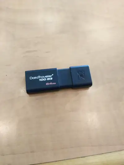Kingston USB flash drive 64GB, View more