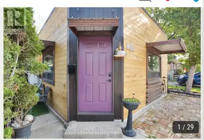 Newly Renovated Spacious Studio Apartment in Wortley Village
