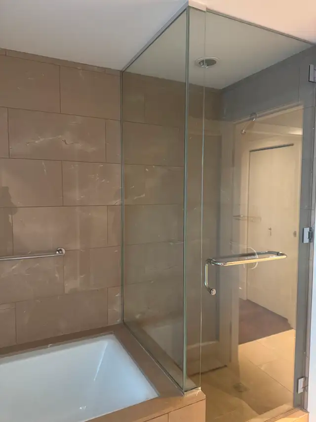 Luxury Downtown Living at Park Hyatt – North-Facing 1 Bedroom in Long Term Rentals in Vancouver - Image 10