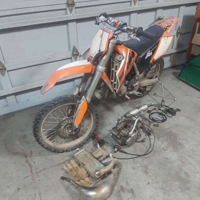 Ktm 85sx 2004 in Dirt Bikes & Motocross in Brantford - Image 5