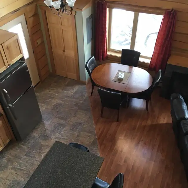 Hudson's Hope 3 Bdr Furnished Executive Suite $2100 All Incl