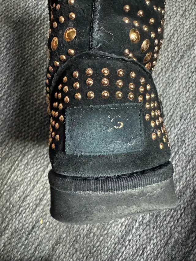 Jimmy Choo UGG boots 2010 in Women's - Shoes in Markham / York Region - Image 4