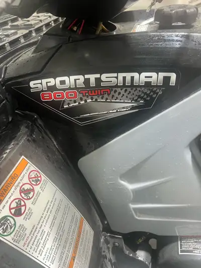 2007 Polaris 800 EFI 6700 kms/359 engine hours. c/w Polaris blade 48 inch blade and winch. Two up se...