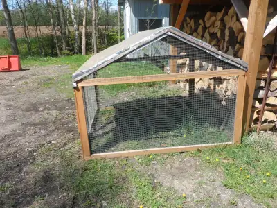 Solid wood frame with 1" x1/2" 16 ga wire mesh. Catio style 6' x6' x4' or 6' sq with 3' wall and pea...
