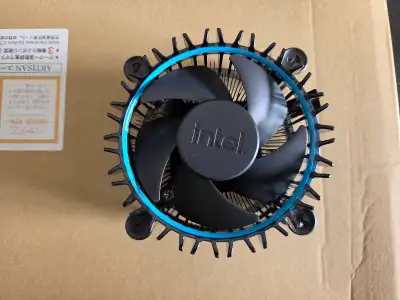 Intel Laminar RM1 CPU Cooler (LGA 1700), View more