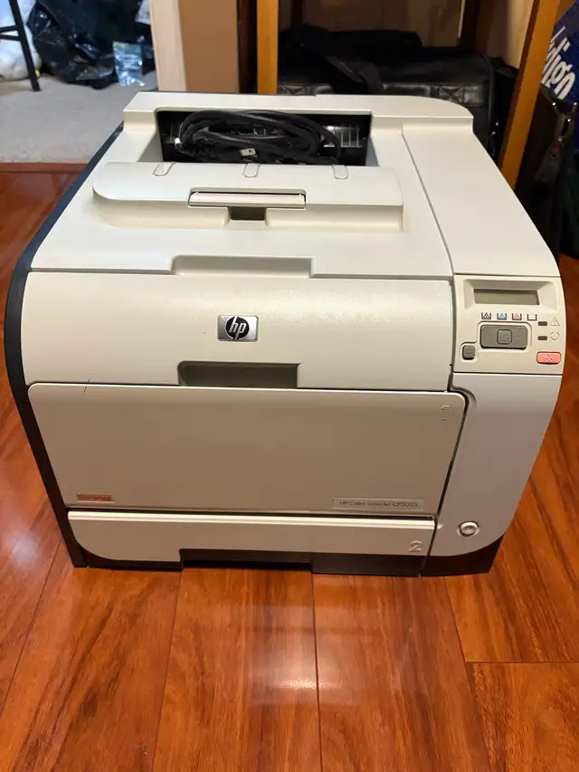 HP CP2025 Colour Laser Printer in Printers, Scanners & Fax in Ottawa - Image 2