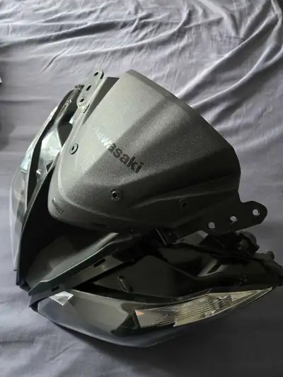 Was taken from a brand new ninja that was converted into a race bike. Was mean to be installed on an...