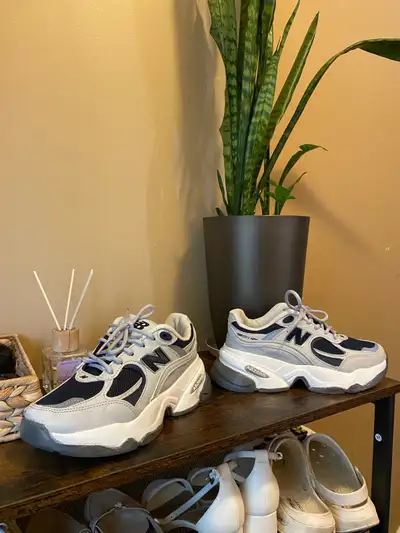 New Balance 990 V4, View more