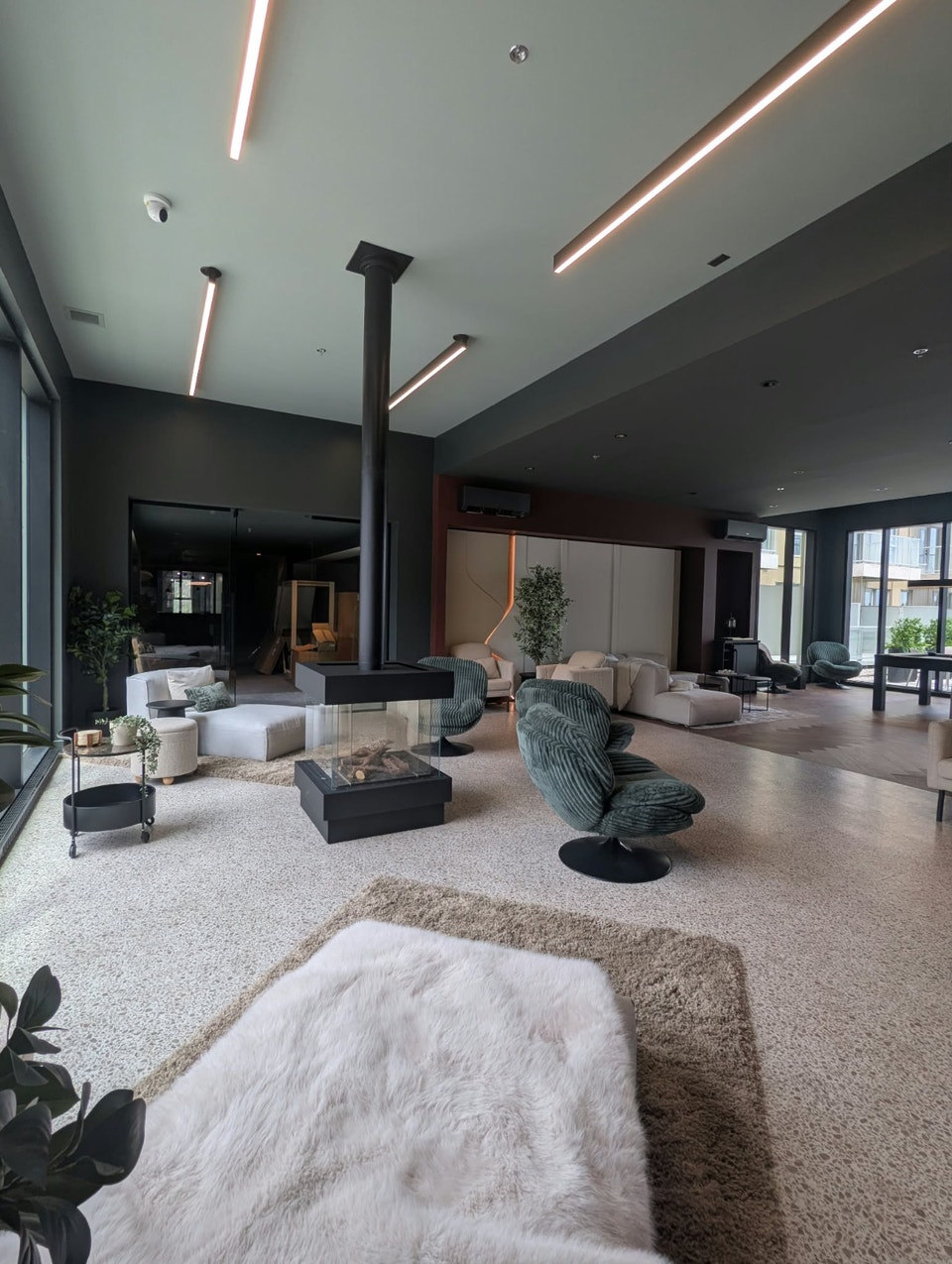 Condo neuf luxueux - 5 électros - 2 stationnements intérieurs 3