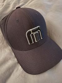 Travis Mathews flex fit golf  hat L/xl