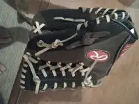 Rawlings baseball mitt Left New