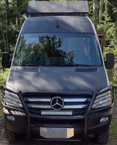 2014 Winnebago ERA 70A for sale On a Sprinter 3500 170 extended chassis (15 inches longer than 170 c...