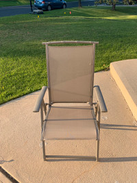 4 Patio seats - metal frame - folding!