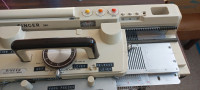 Knitting machine Singer 360K with Ribber and Lacer