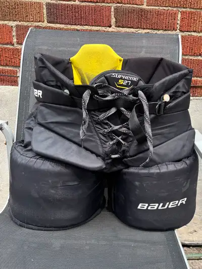 Bauer Goalie Pants Jr L, View more