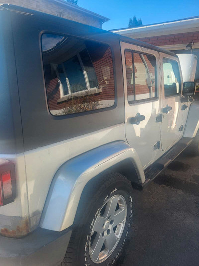 jeep sahara