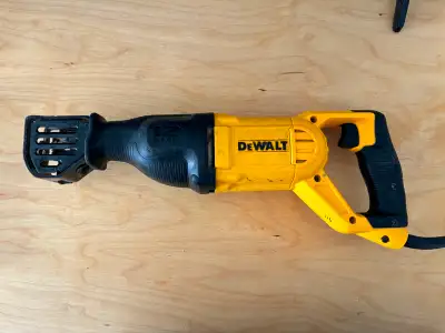 Sawzall Dewalt DWE305 - Scie Alternative - Reciprocating Saw, View more