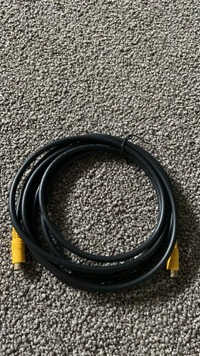 8’ audio/video cable male to male/8’ S-video cable/6’ internet