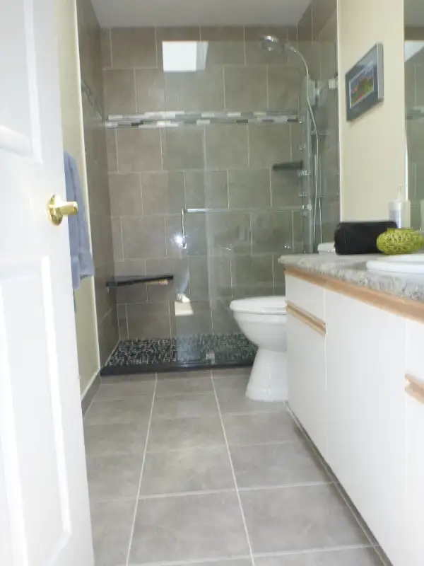 Bathroom renovations62863252145921122