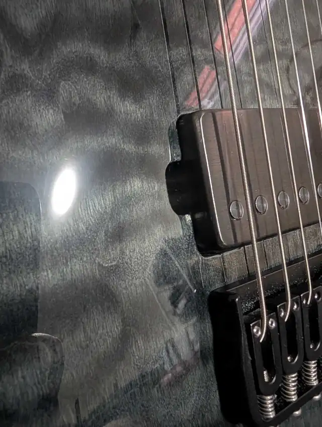 Schecter Hellraiser Hybrid PT in Guitars in City of Toronto - Image 6