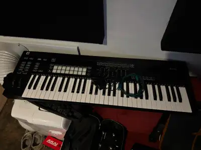 Novation SL61 MK III Keyboard DAW Controller, View more