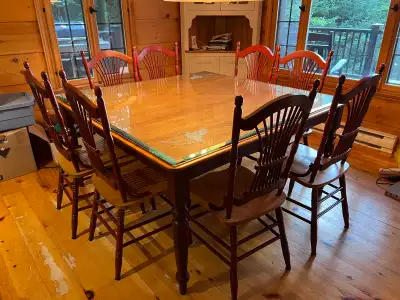 table carrée et chaises (8), View more