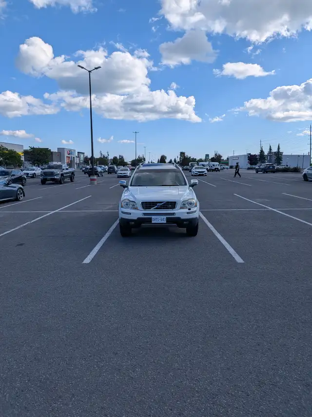 Volvo XC90 V8559287602806138882