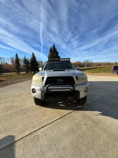 Runs great low km for the year Lots of extra to many to list 16000$ obo