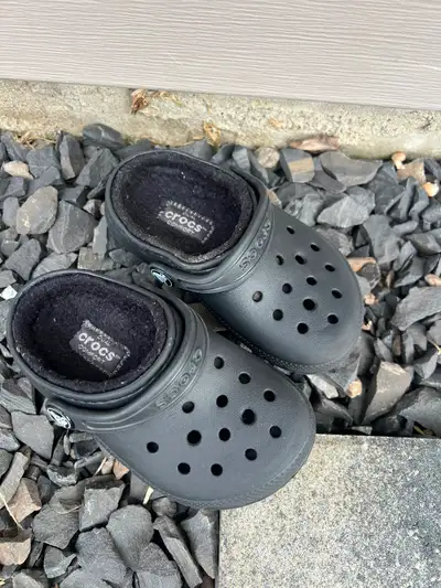 Toddler insulated crocs, View more