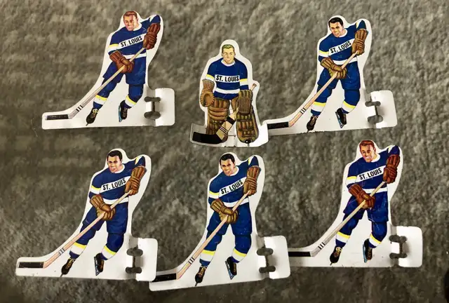 60s MUNRO metal hockey players rare set. 3 teams. in Arts & Collectibles in Oakville / Halton Region - Image 3