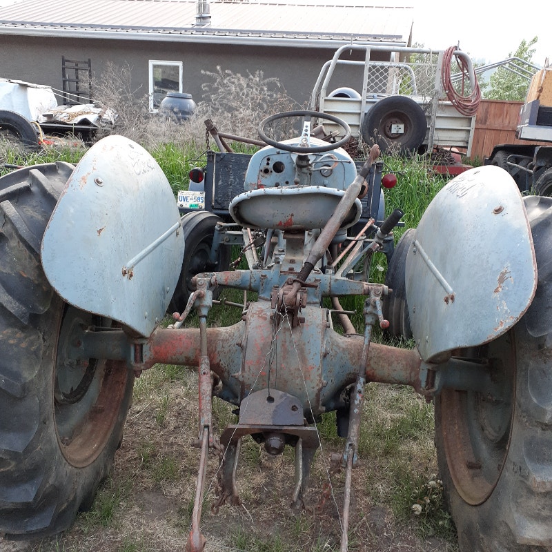 Ford 9N classic tractor Farming Equipment Kamloops Kijiji
