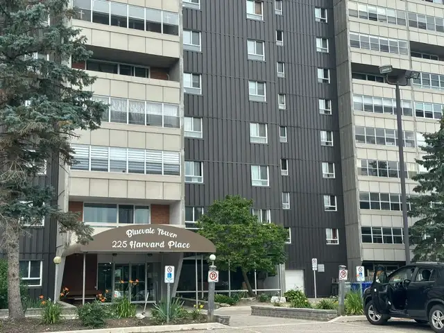 All-Inclusive 1BR Condo + Parking -  Perfect for Students