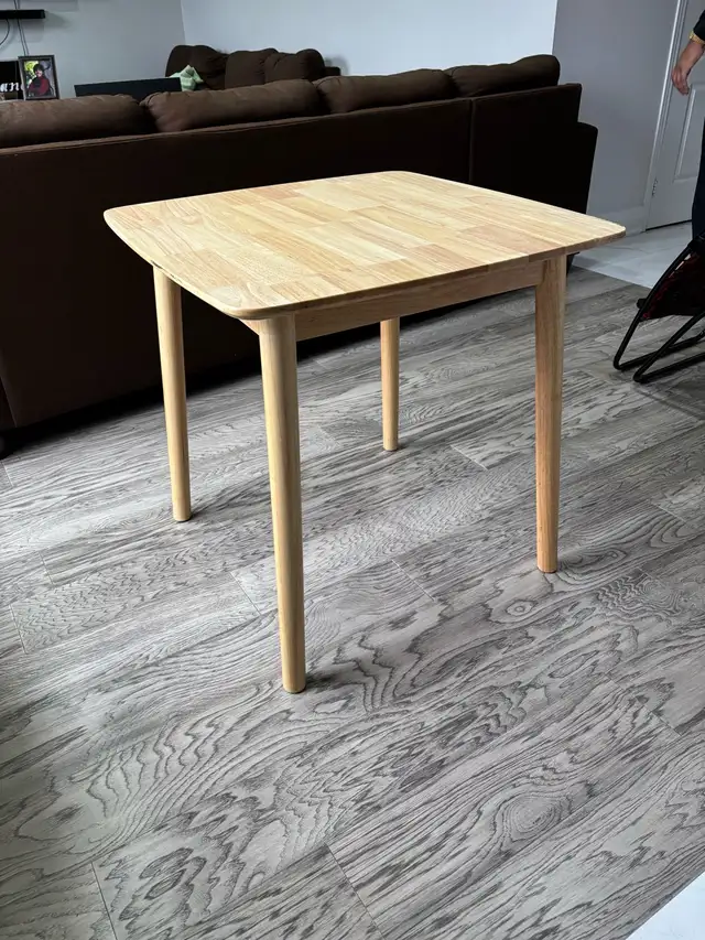 Used Coffee Table in Coffee Tables in Mississauga / Peel Region - Image 4