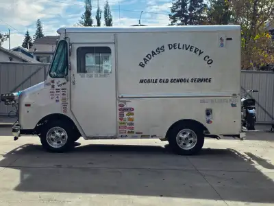 1979 GMC P15 Grumman Kurbmaster Junior. Selling my Shorty Step Van 102” wheel base, for those asking...