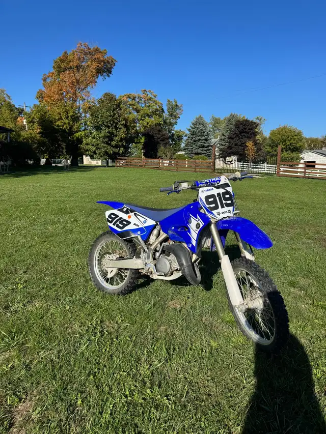 2006 Yz125 in Dirt Bikes & Motocross in Mississauga / Peel Region - Image 5
