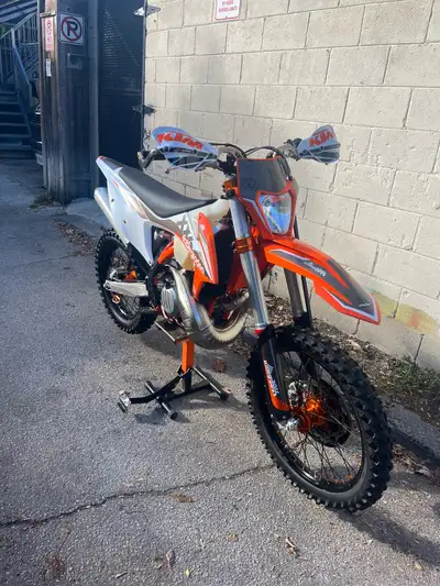 Ktm 300 xcw Erzbergrodeo edition Professionally Rebuilt as recommended @ 150 hrs Needs nothing Runs...