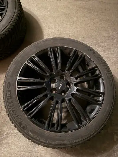 Selling a set of Winter tires and Art Replica rims that came off my Volvo XC60. Tires are Michelin L...