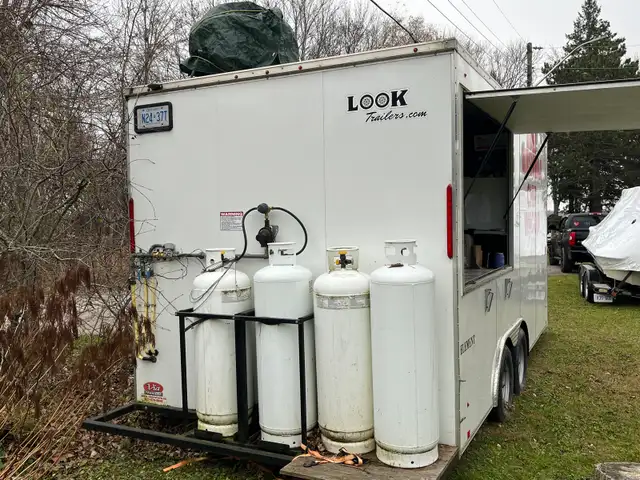 Food Trailer603224655098685442
