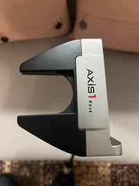 Axis 1 Rose Putter
