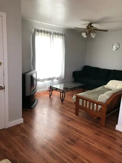 2 Bed/1Bath Comfy Home in Hardisty