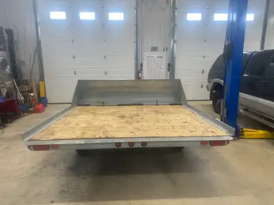 Selling 2008 Excalibur tandem galvanized snowmobile trailer. Very nice condition. Rarely used. Beari...