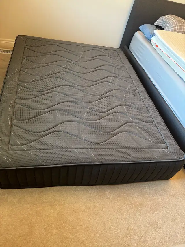 Mattress - Queen in Beds & Mattresses in Oshawa / Durham Region - Image 3
