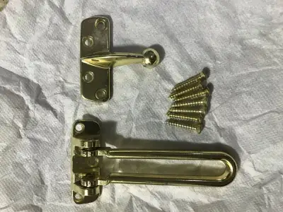 FEATURES Door Latch Guard swings to lock or unlock and allows partial door opening while deterring f...