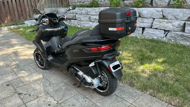 piaggio MP3 500 in Scooters & Pocket Bikes in City of Toronto - Image 4