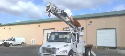 2016 Freightliner Altec DC47-TR Digger Derrick 2016 Freightliner M2-106 6.7l diesel engine Automatic...