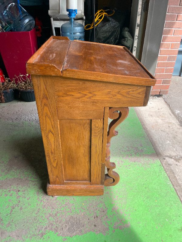 Antique Pine Desk - with storage dans Bureaux  à Ville de Montréal - Image 3