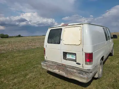 Selling this hot rod, the engine runs great has brand new studded winter tires. The AC will freeze y...