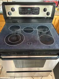 ectric stove self-cleaning in  a good condition-price reduced